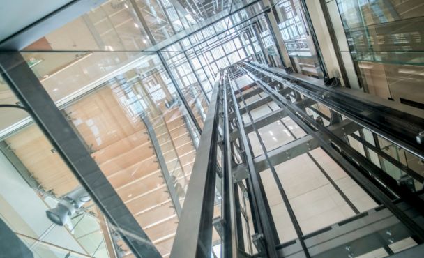 trakson elevators manufacturer